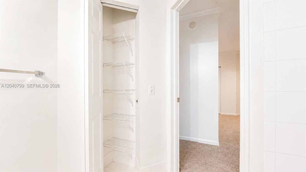 For Rent: $2,770 (2 beds, 2 baths, 1024 Square Feet)