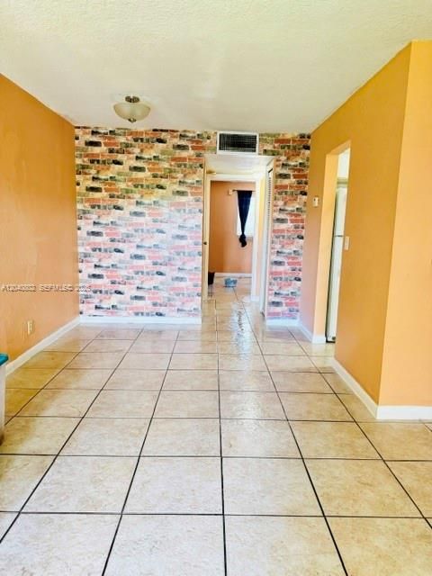 En Renta: $1,300 (1 camas, 1 baños, 740 Pies cuadrados)
