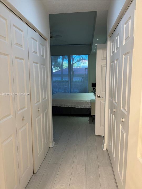 For Sale: $498,000 (2 beds, 2 baths, 1368 Square Feet)
