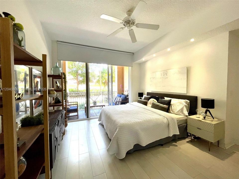 For Sale: $498,000 (2 beds, 2 baths, 1368 Square Feet)