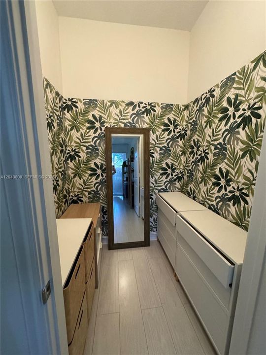 For Sale: $498,000 (2 beds, 2 baths, 1368 Square Feet)