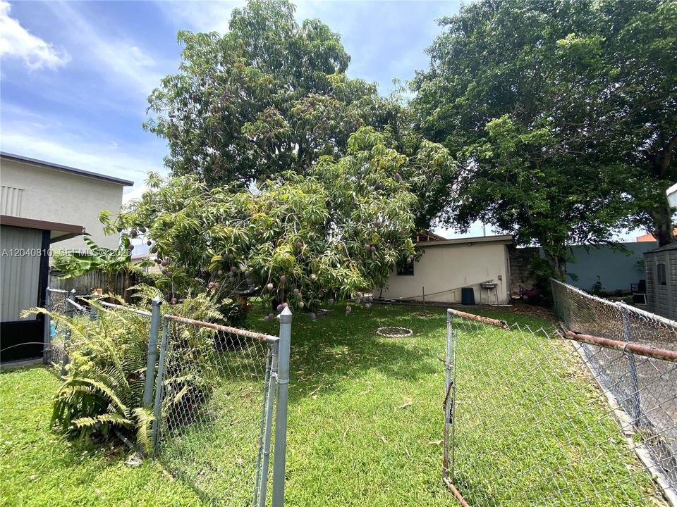 For Sale: $530,000 (0 beds, 0 baths, 1431 Square Feet)