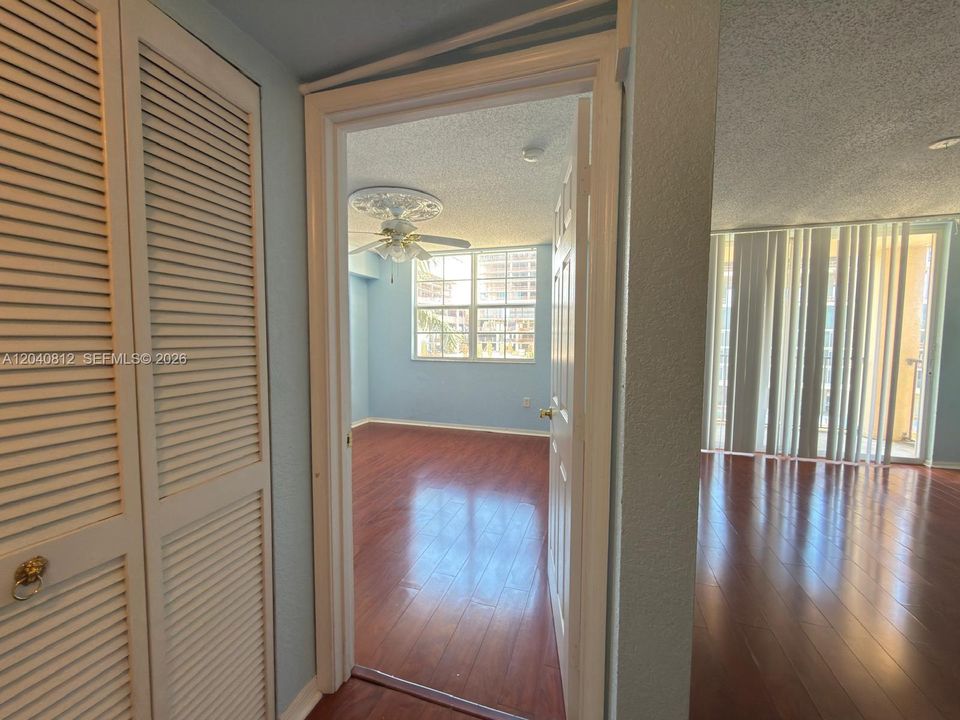 For Rent: $2,600 (2 beds, 2 baths, 1071 Square Feet)