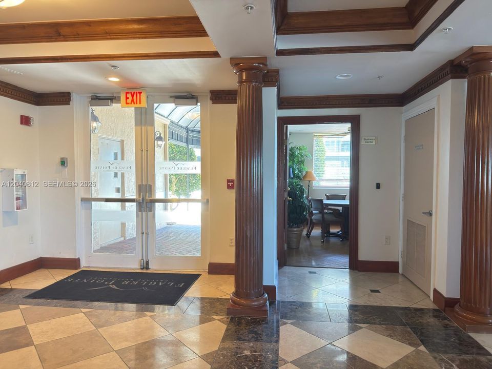 For Rent: $2,600 (2 beds, 2 baths, 1071 Square Feet)