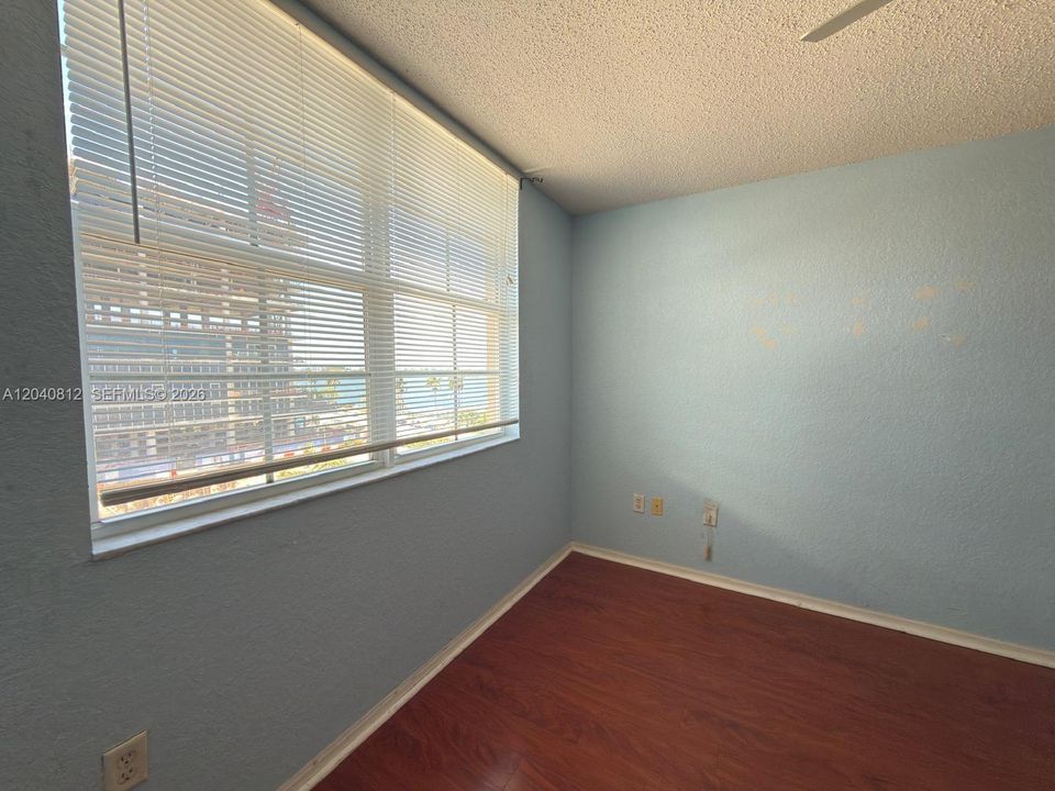 For Rent: $2,600 (2 beds, 2 baths, 1071 Square Feet)