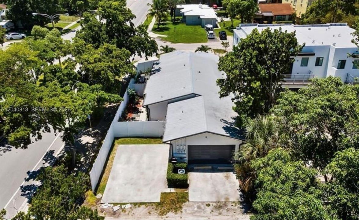 For Rent: $1,375 (0 beds, 1 baths, 2550 Square Feet)
