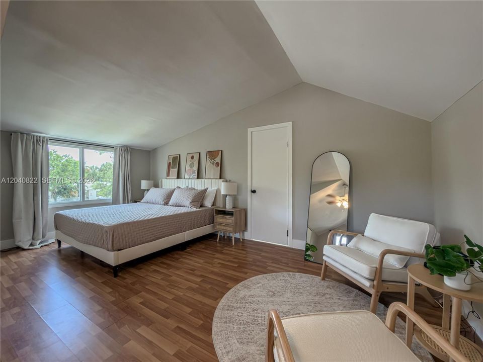 For Sale: $628,000 (4 beds, 3 baths, 1821 Square Feet)