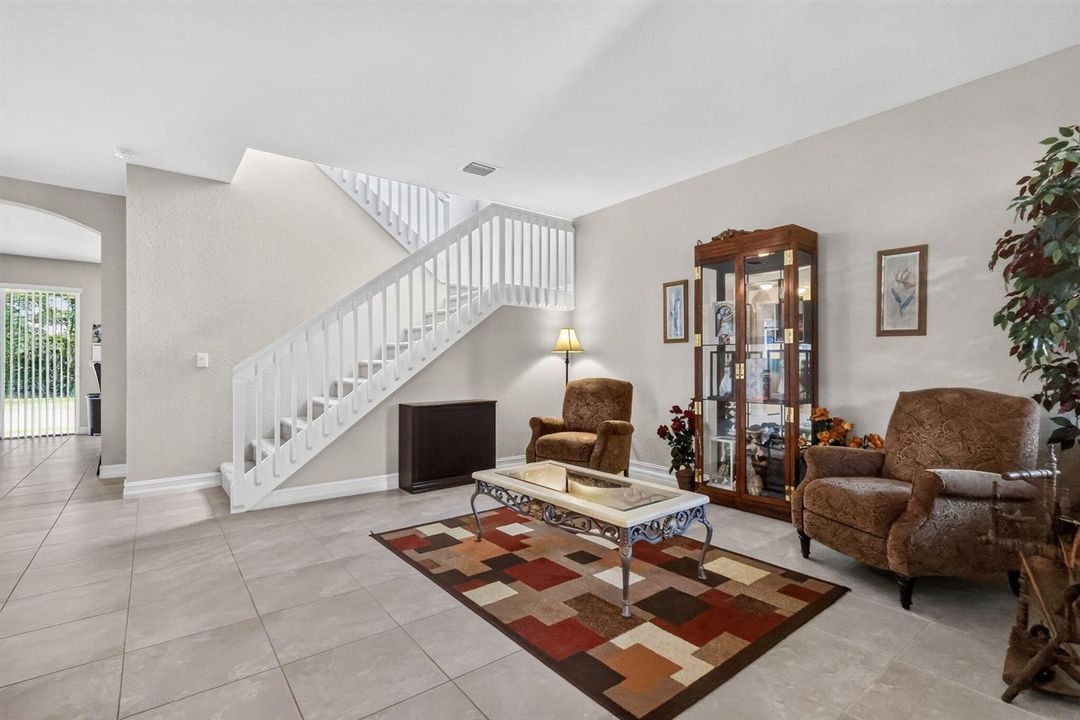 8135 Cantabria Falls Dr