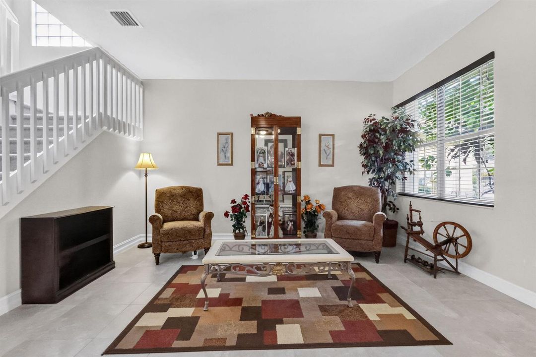 8135 Cantabria Falls Dr