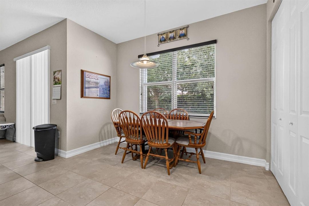 8135 Cantabria Falls Dr