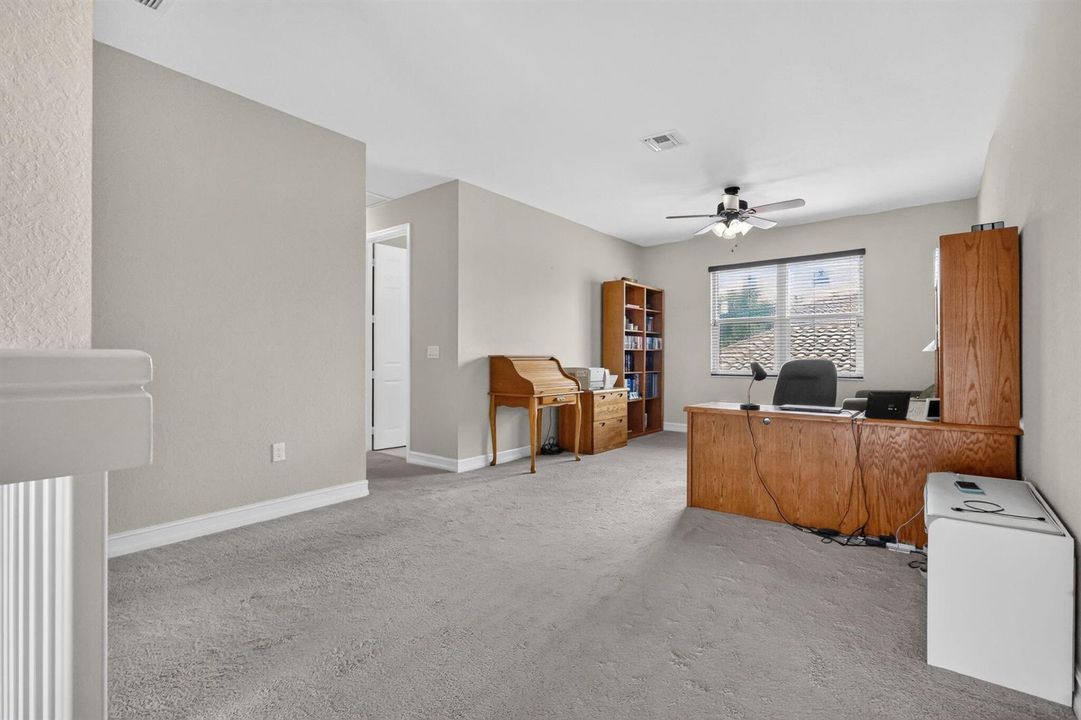 8135 Cantabria Falls Dr