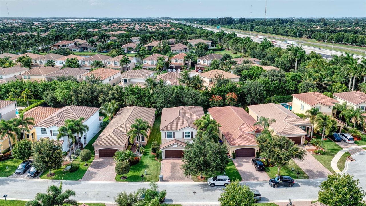 8135 Cantabria Falls Dr