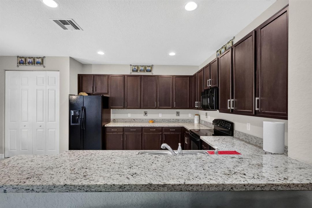 8135 Cantabria Falls Dr