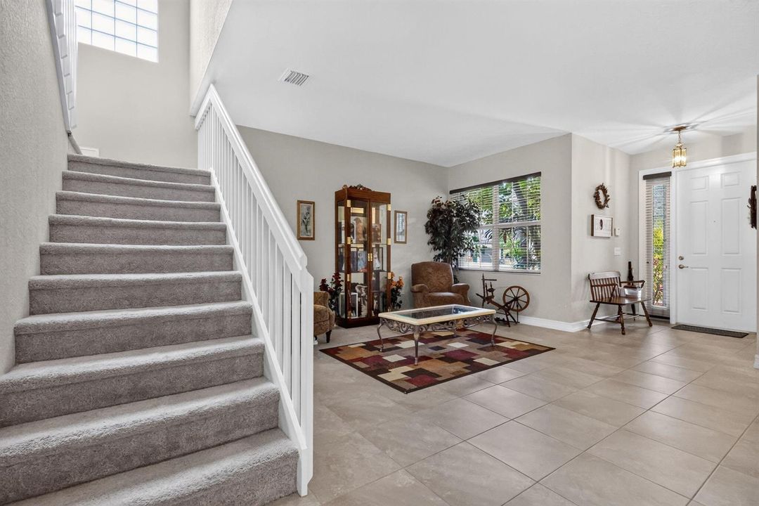 8135 Cantabria Falls Dr