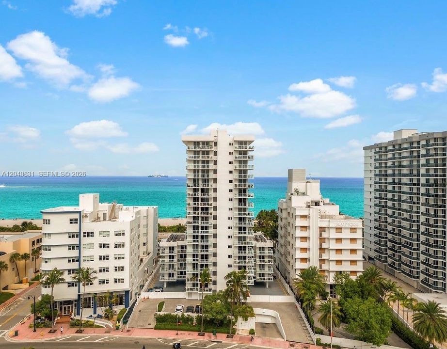 For Sale: $1,400,000 (2 beds, 2 baths, 1389 Square Feet)