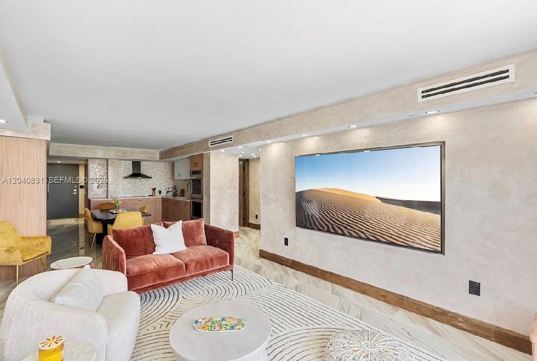 For Sale: $1,400,000 (2 beds, 2 baths, 1389 Square Feet)