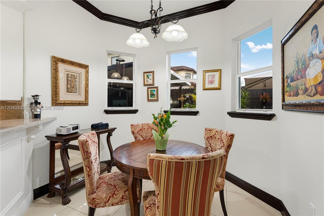 Active With Contract: $883,000 (3 beds, 2 baths, 2150 Square Feet)