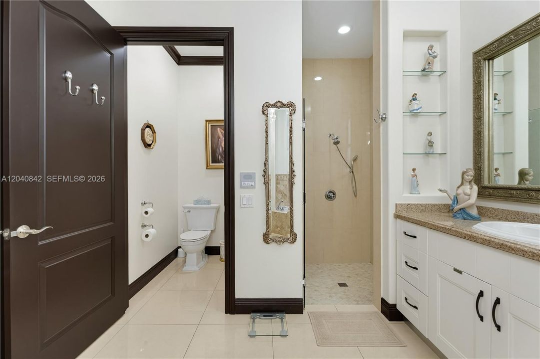 Active With Contract: $883,000 (3 beds, 2 baths, 2150 Square Feet)