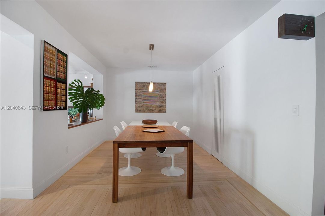 For Rent: $18,000 (4 beds, 4 baths, 3351 Square Feet)