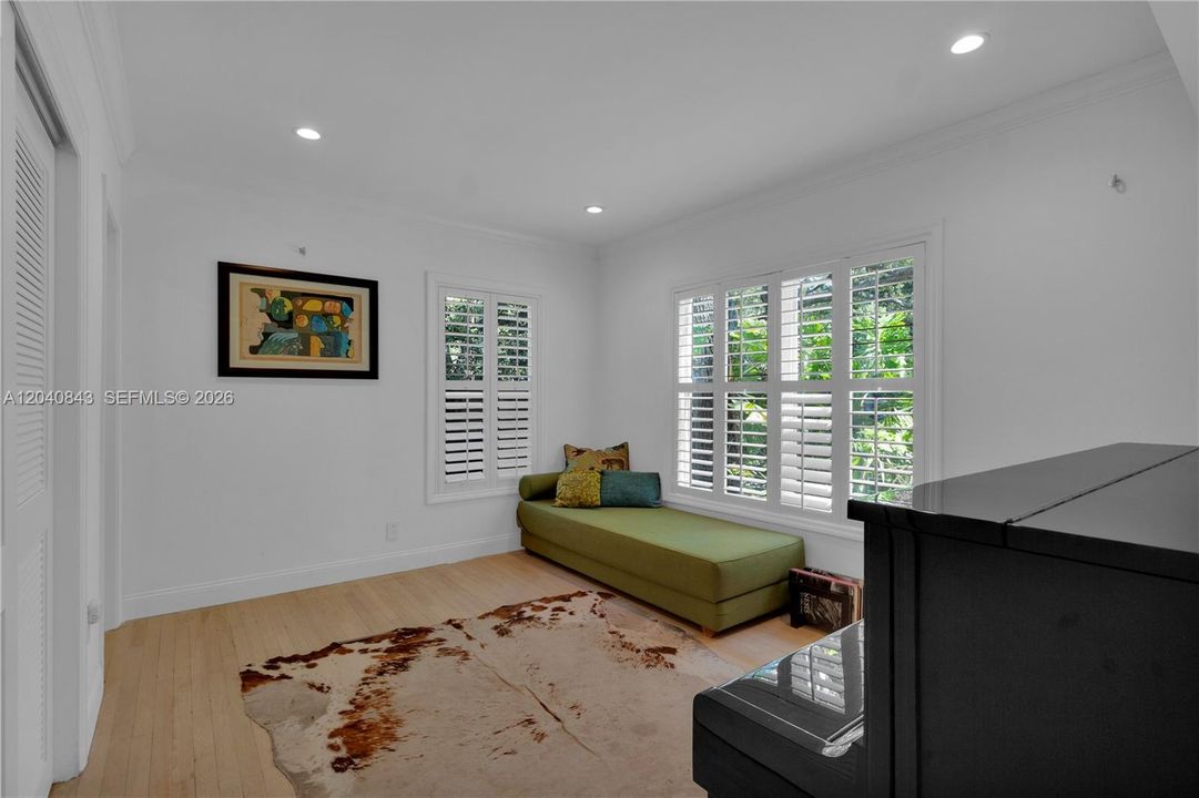 For Rent: $18,000 (4 beds, 4 baths, 3351 Square Feet)