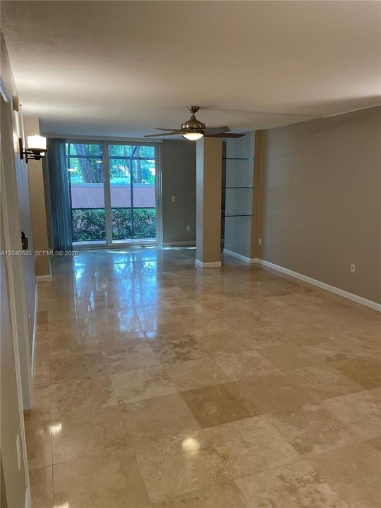 For Rent: $2,700 (2 beds, 2 baths, 1238 Square Feet)