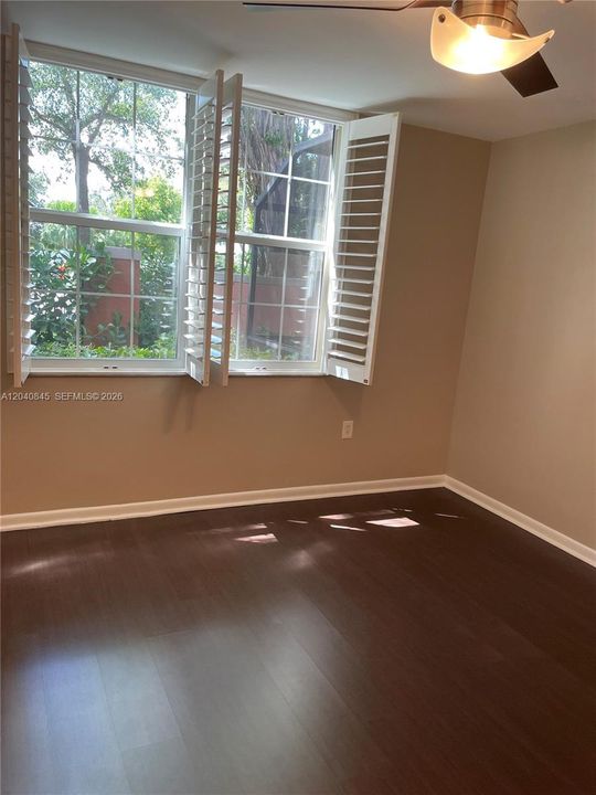 For Rent: $2,700 (2 beds, 2 baths, 1238 Square Feet)