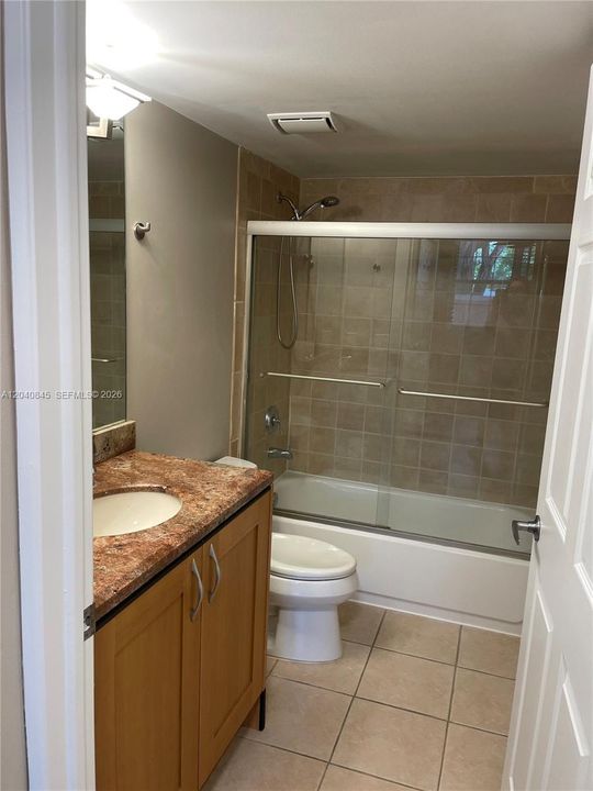 For Rent: $2,700 (2 beds, 2 baths, 1238 Square Feet)