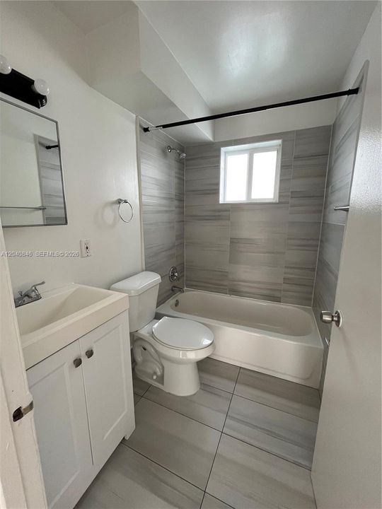 For Rent: $1,600 (0 beds, 1 baths, 450 Square Feet)