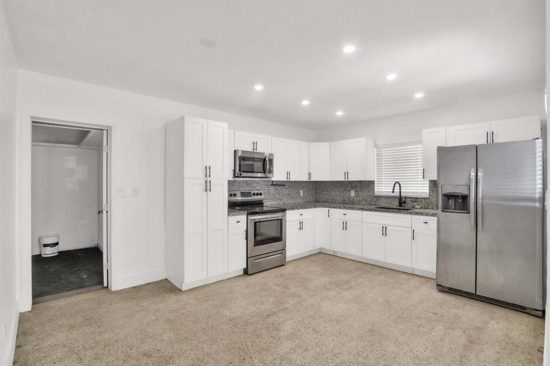 1548 SW 23rd Ct-62
