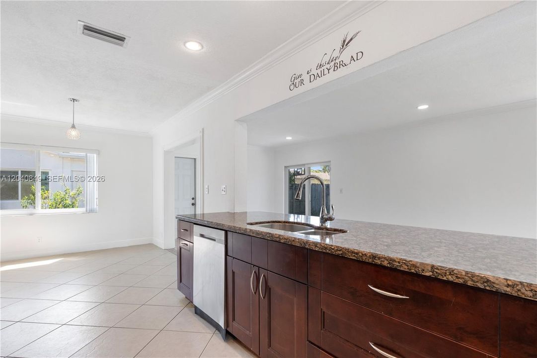 For Sale: $499,990 (3 beds, 2 baths, 1785 Square Feet)