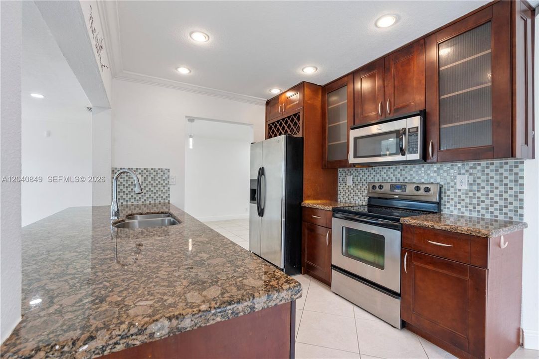 For Sale: $499,990 (3 beds, 2 baths, 1785 Square Feet)