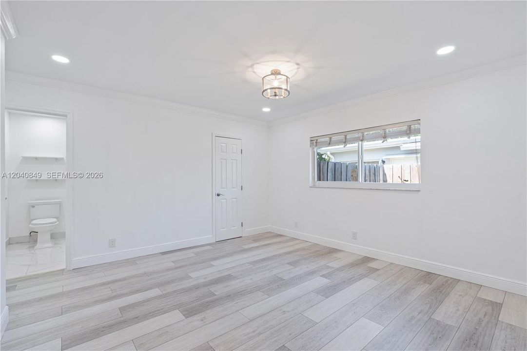 For Sale: $499,990 (3 beds, 2 baths, 1785 Square Feet)