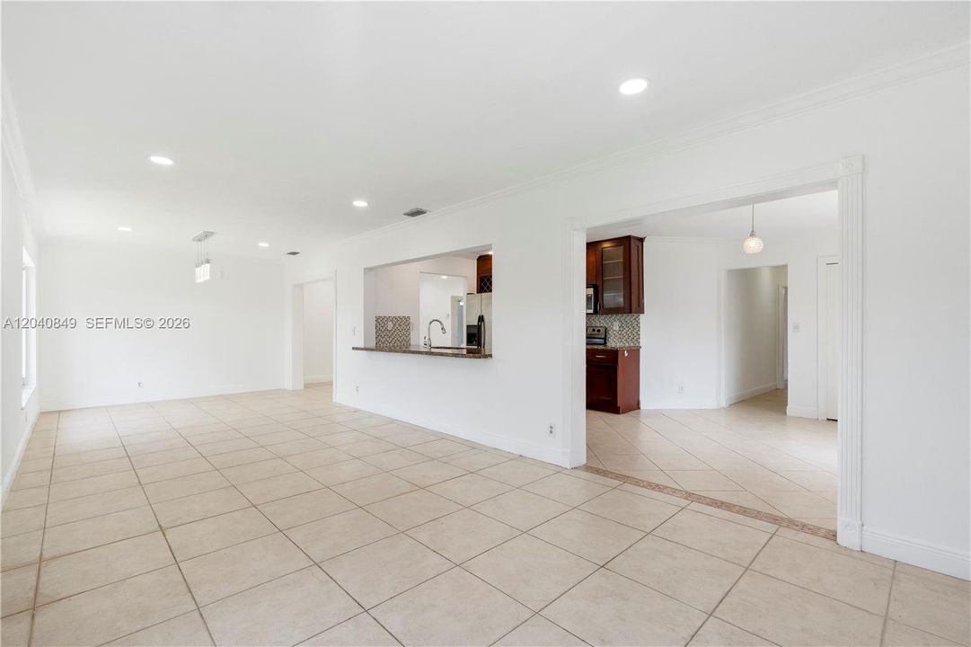 For Sale: $499,990 (3 beds, 2 baths, 1785 Square Feet)