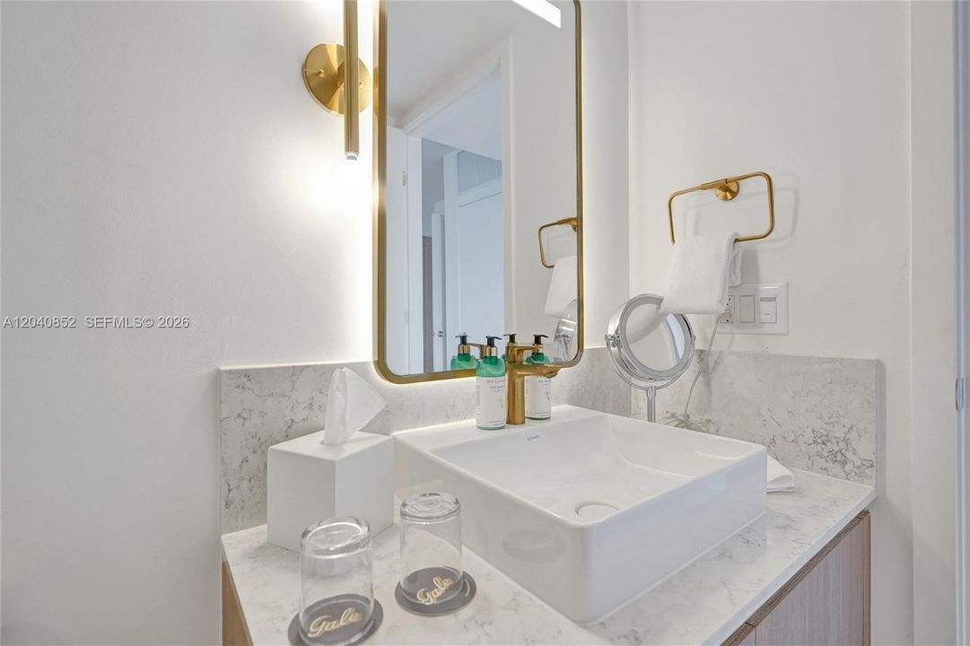 For Sale: $1,350,000 (3 beds, 2 baths, 1230 Square Feet)