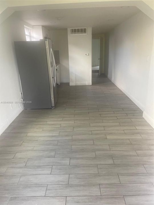 For Rent: $1,700 (1 beds, 1 baths, 525 Square Feet)