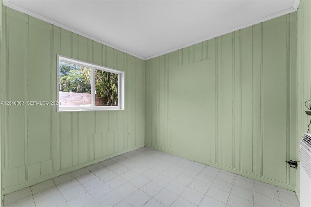 For Sale: $799,000 (2 beds, 1 baths, 1773 Square Feet)