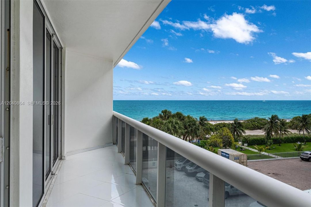 For Sale: $1,599,999 (3 beds, 3 baths, 1650 Square Feet)