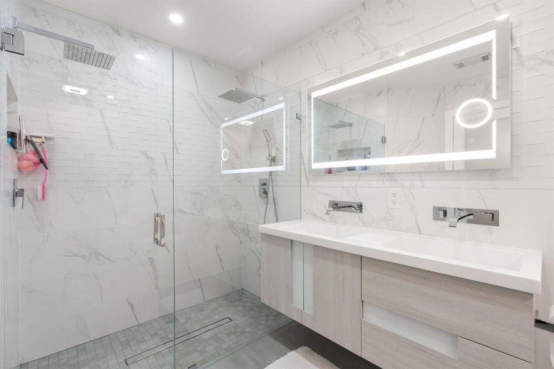 28-web-or-mls-52 Gables Blvd Weston, FL-