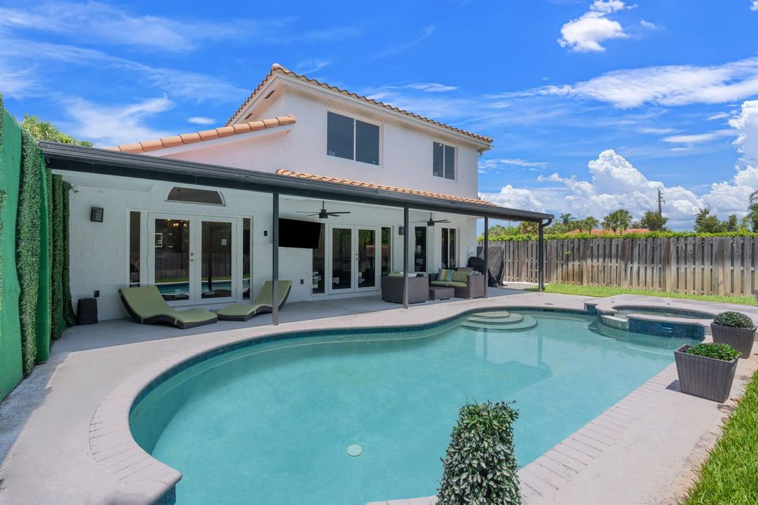 38-web-or-mls-52 Gables Blvd Weston, FL-