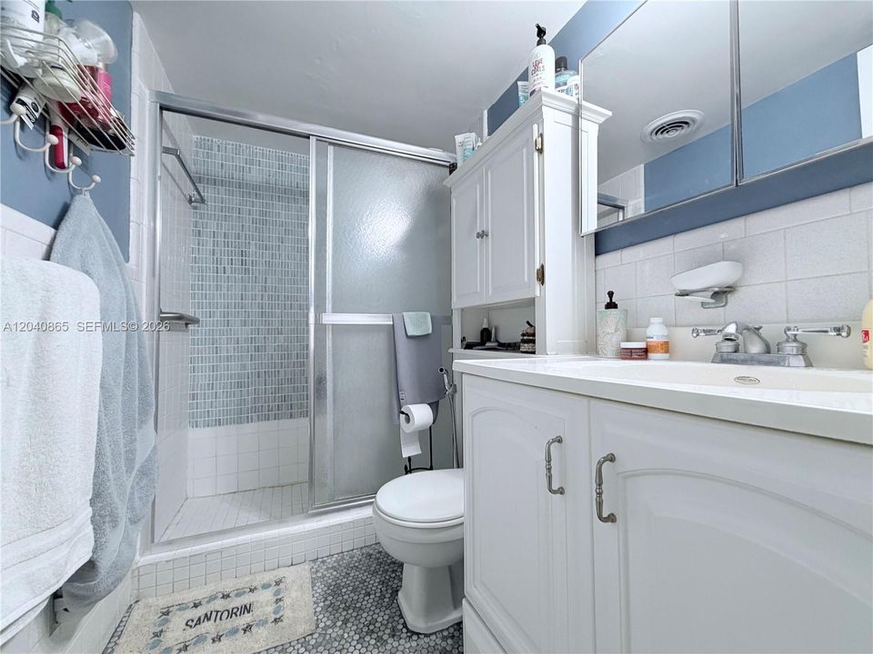 En Venta: $315,000 (1 camas, 1 baños, 810 Pies cuadrados)