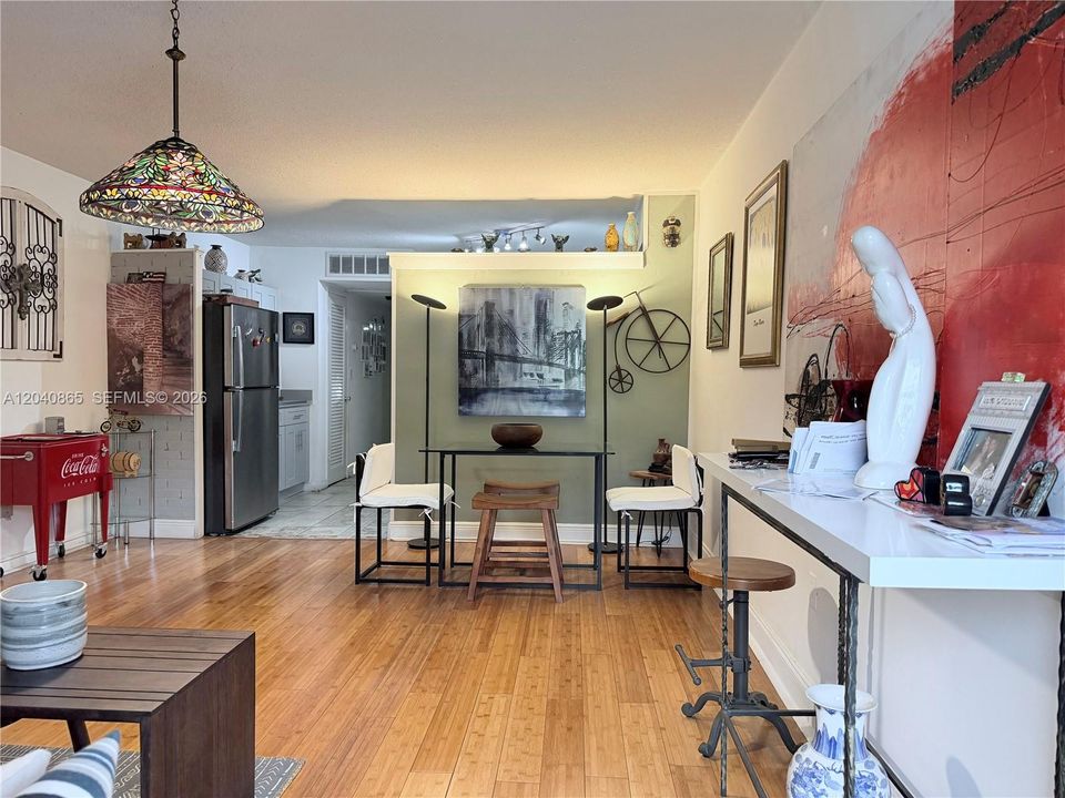En Venta: $315,000 (1 camas, 1 baños, 810 Pies cuadrados)