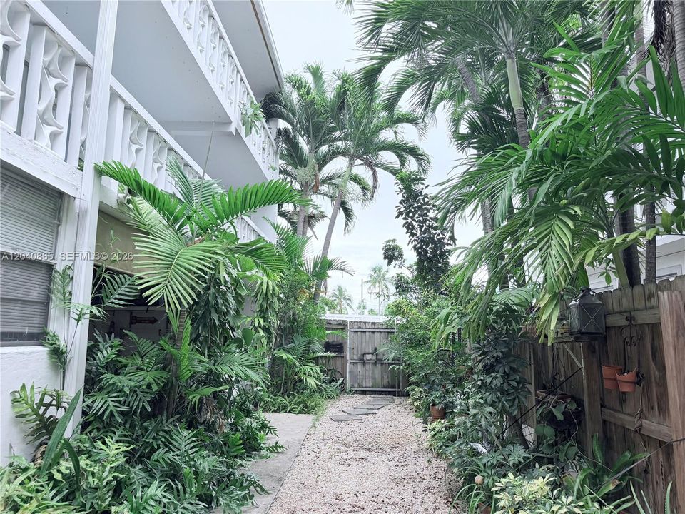 En Venta: $315,000 (1 camas, 1 baños, 810 Pies cuadrados)