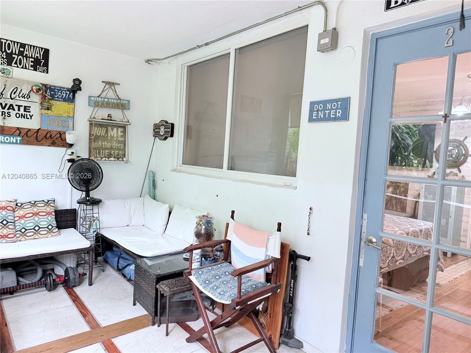 En Venta: $315,000 (1 camas, 1 baños, 810 Pies cuadrados)