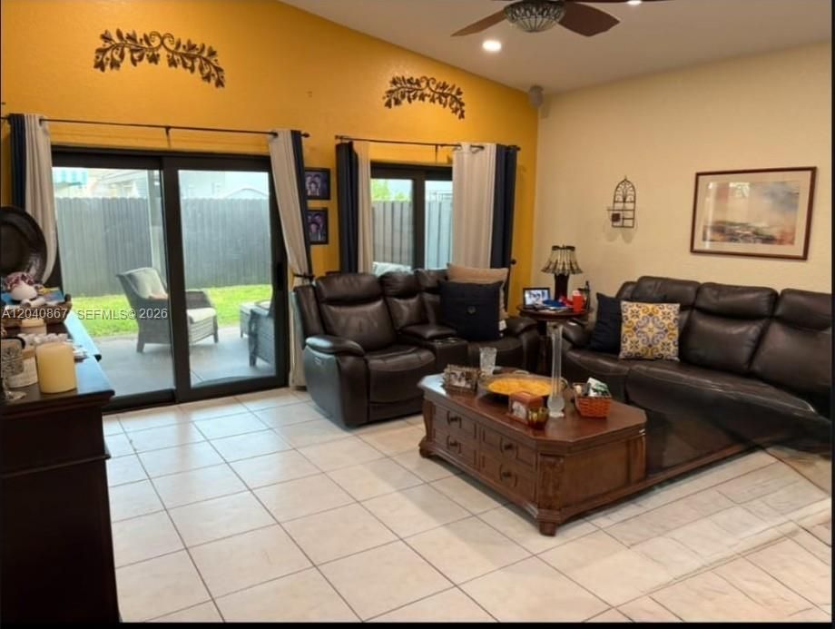 For Sale: $755,000 (3 beds, 2 baths, 1878 Square Feet)