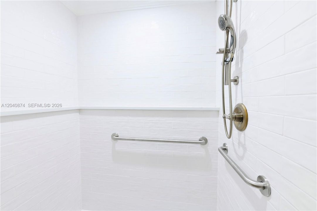 En Venta: $149,000 (2 camas, 2 baños, 960 Pies cuadrados)