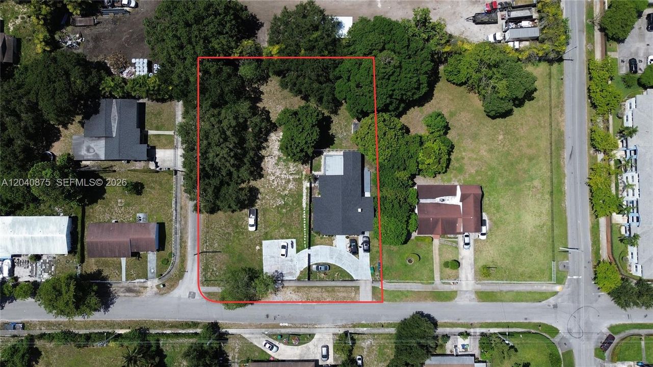 For Sale: $1,500,000 (0.91 acres)