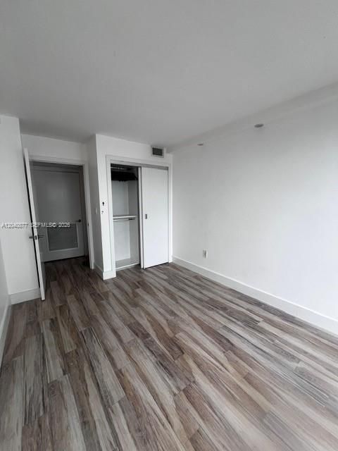 For Rent: $3,300 (2 beds, 2 baths, 990 Square Feet)