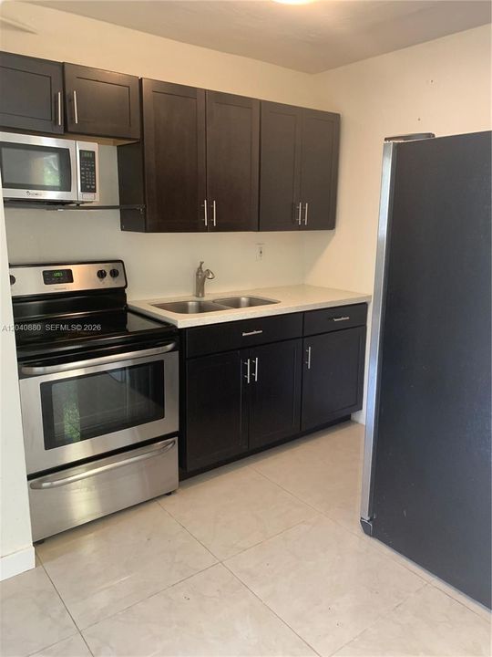 For Rent: $2,275 (1 beds, 1 baths, 534 Square Feet)