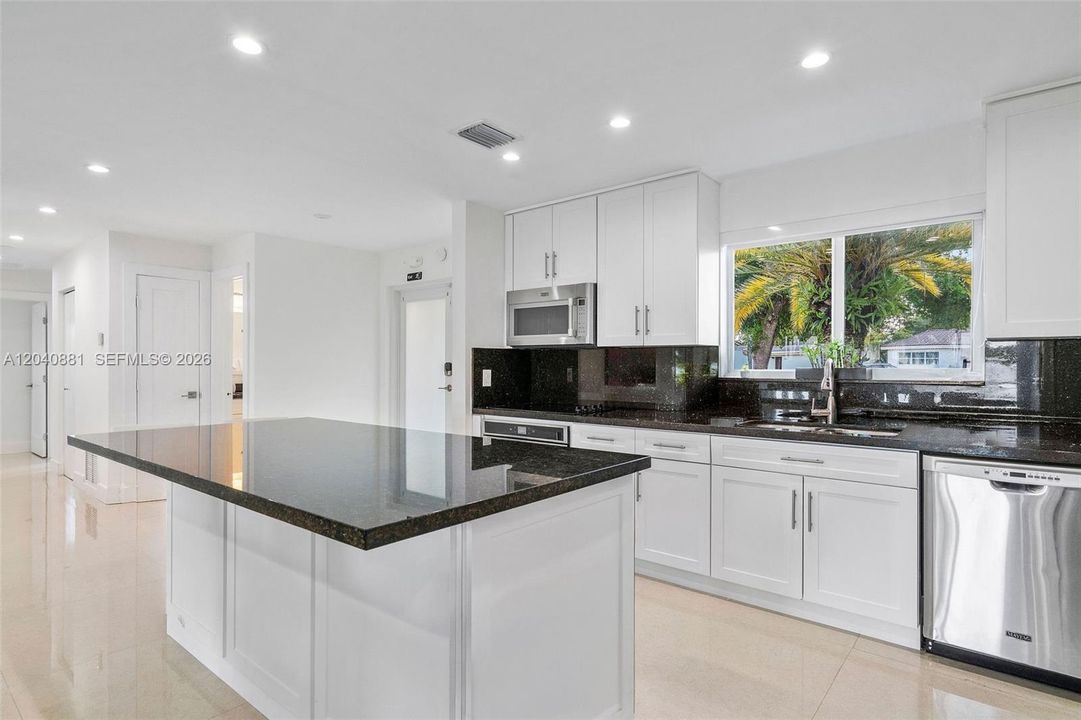 For Rent: $5,800 (4 beds, 3 baths, 2400 Square Feet)