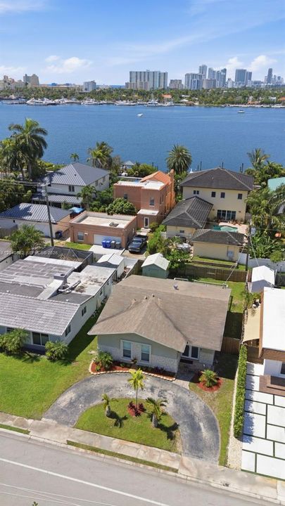 На продажу: $649,000 (3 спален, 2 ванн, 1340 Квадратных фут)